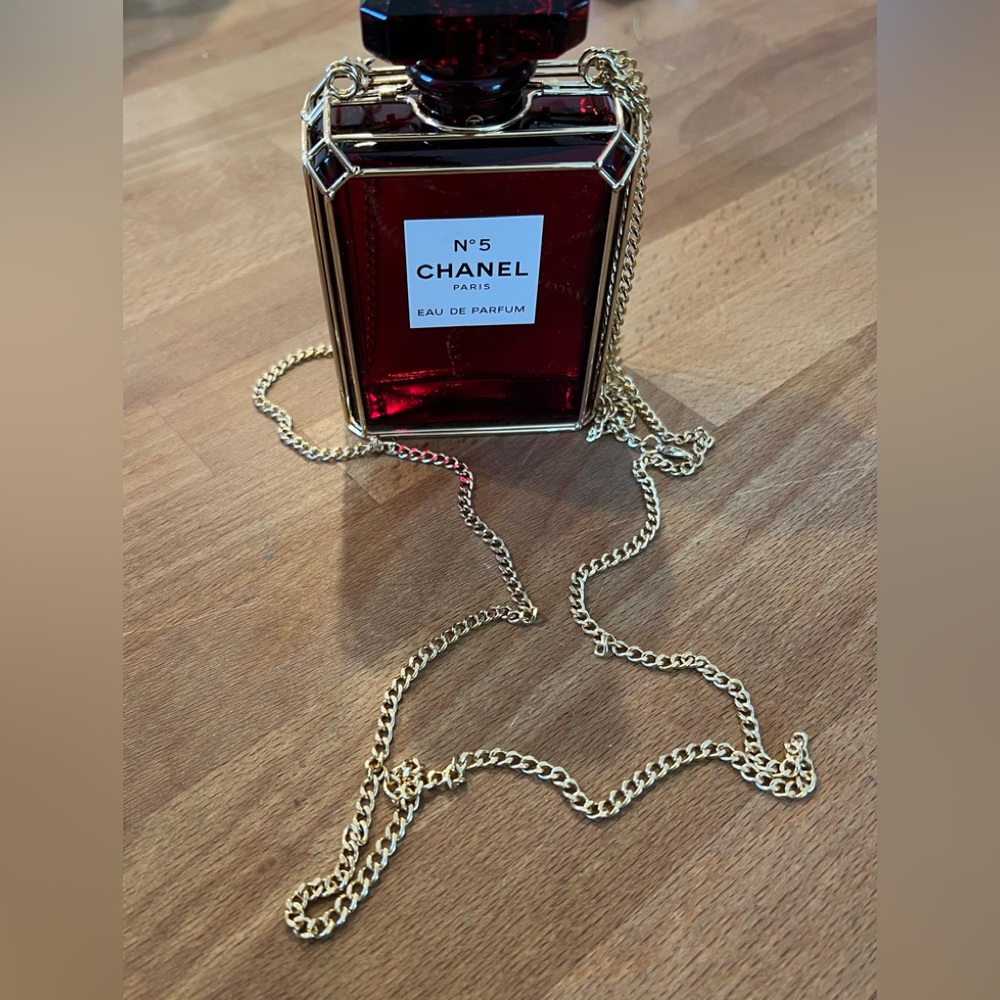 Chanel Perfume Bottle Holder